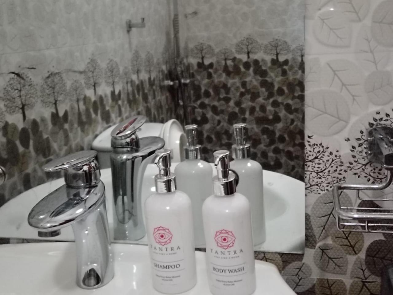 Tantra Ella Lodge Zewnętrze zdjęcie